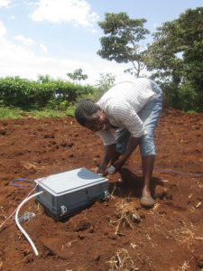It is important to combine climate change mitigation (here ICRAF's SAMPLES program for smallholders) and adaptation. Photo: ICRAF